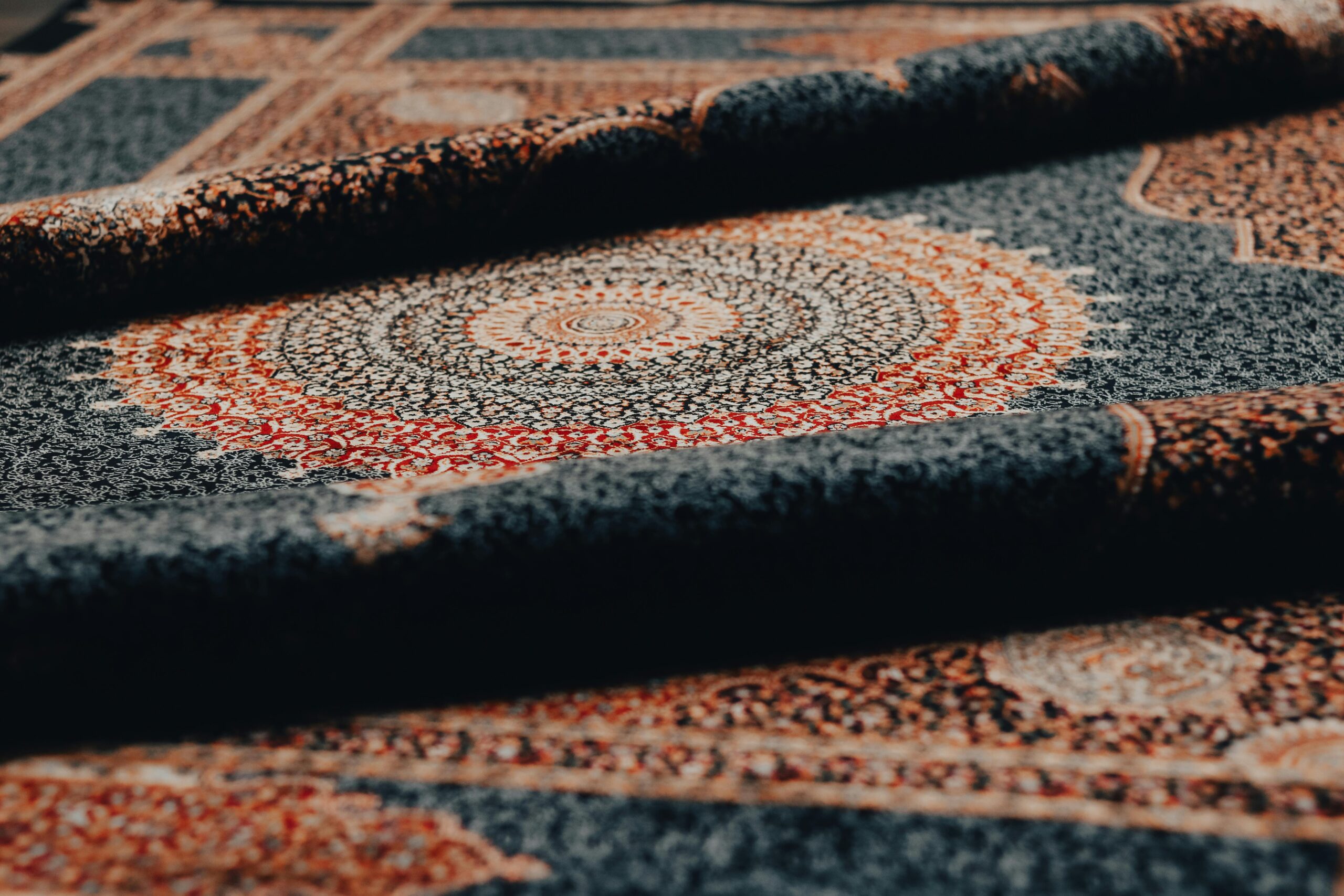 Tapis cuisine : comment l’entretenir sans l’abîmer avec SOS TAPIS